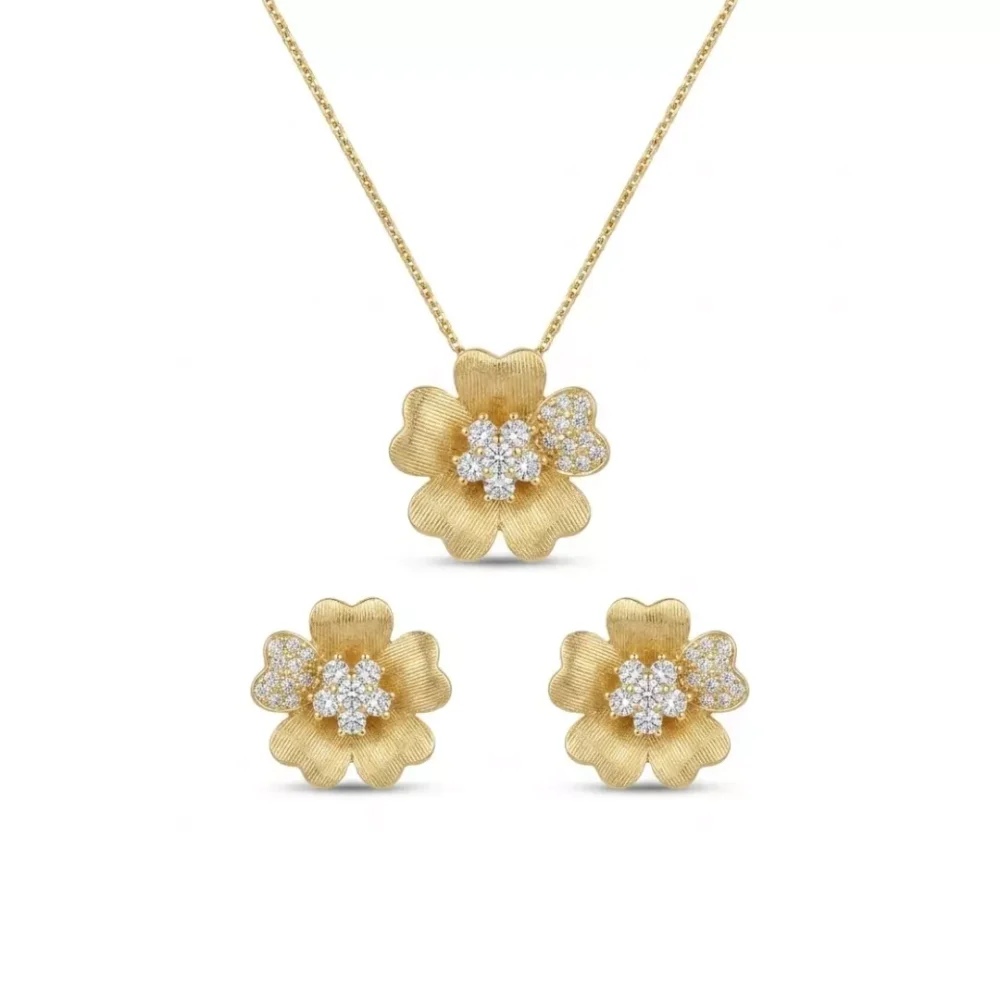 Conjunto Colar e Brincos de Flor Cravejado com Zircônias
